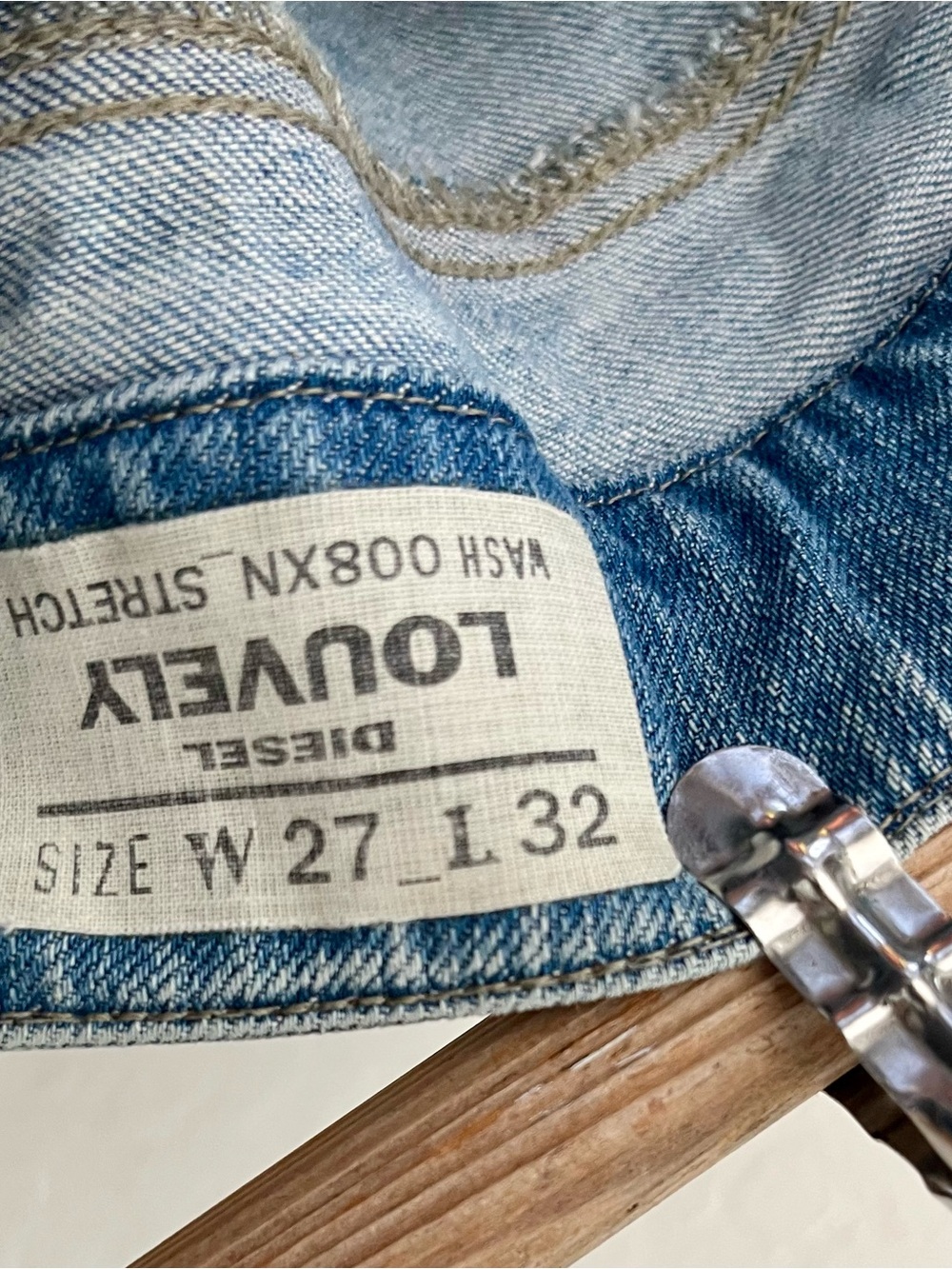 2000’s Diesel ‘Louvely’ Low Rise, Bootcut, Light Wash Flared Jeans - Picture 5 of 15